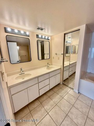 6770 Ridgewood Avenue 702, Cocoa Beach, FL 32931