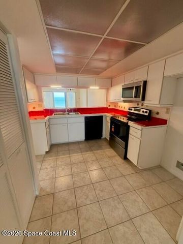 6770 Ridgewood Avenue 702, Cocoa Beach, FL 32931