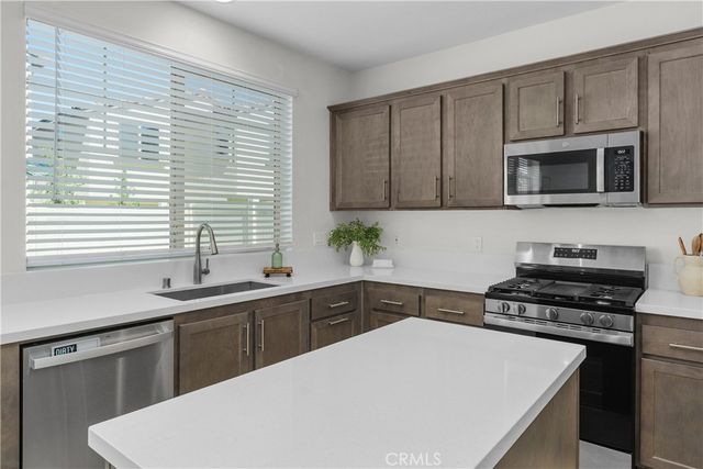 29367 Copper Skye, Winchester, CA 92596