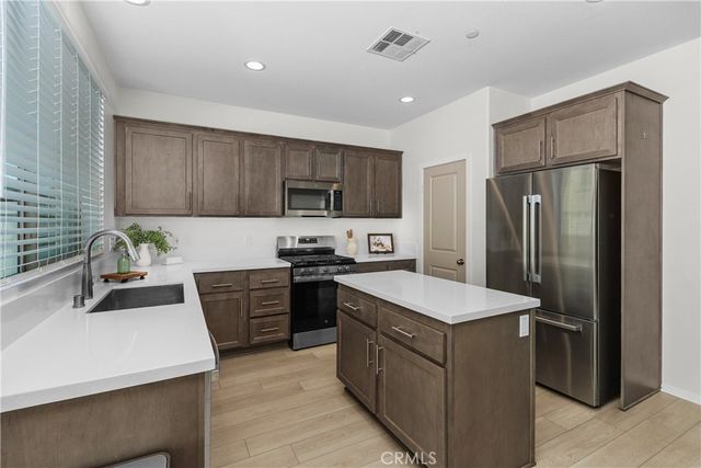 29367 Copper Skye, Winchester, CA 92596