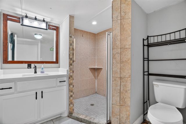 916 Fawn, Granbury, TX 76049