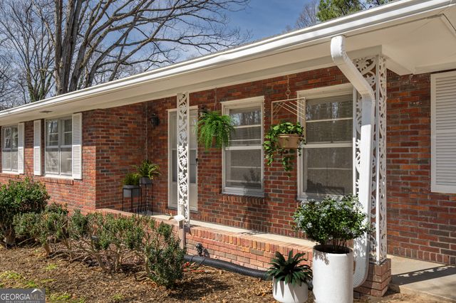 33 Summit Drive, Lindale, GA 30147