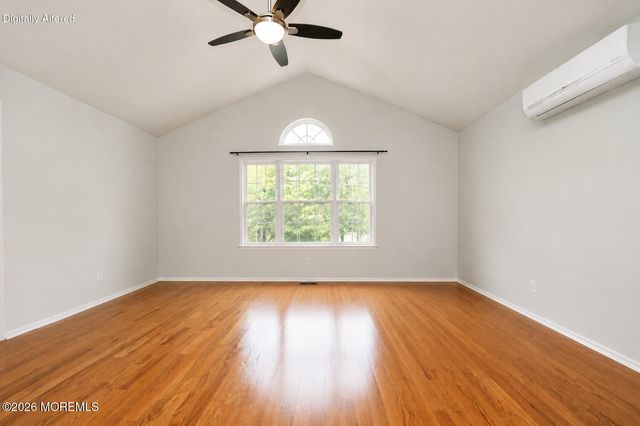 4 Nicholson Key, Colts Neck, NJ 07722