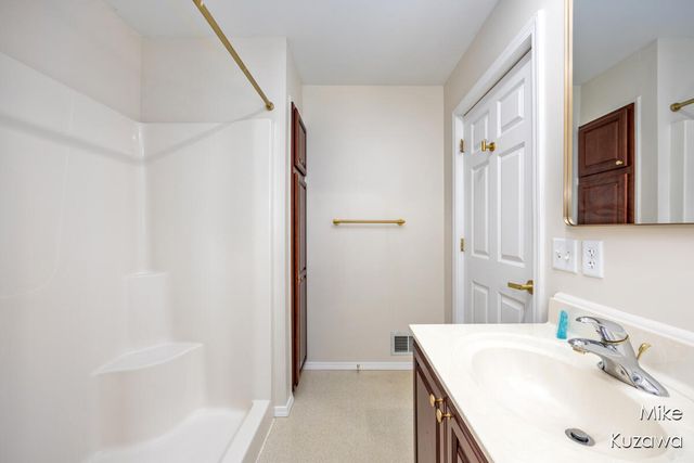 517 Pine Street, Spring Lake, MI 49456