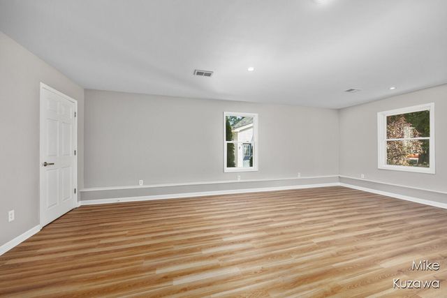 517 Pine Street, Spring Lake, MI 49456