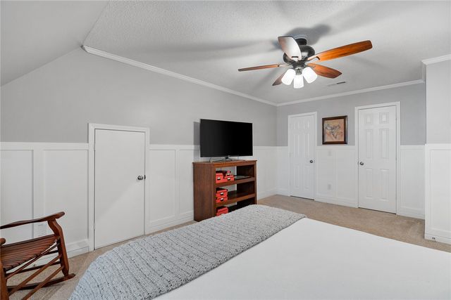 101 Meadow Ridge Drive, Greer, SC 29651