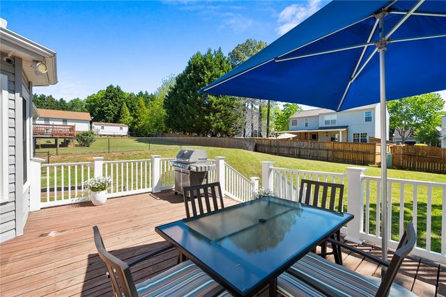 101 Meadow Ridge Drive, Greer, SC 29651