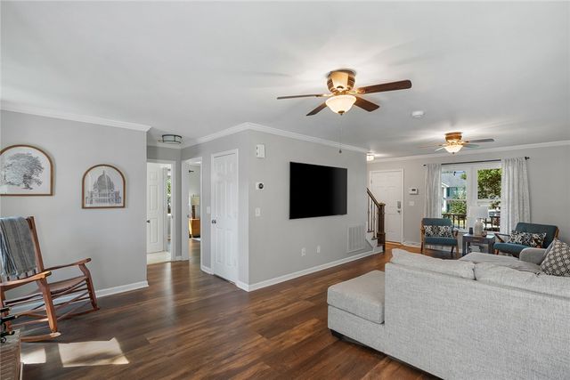 101 Meadow Ridge Drive, Greer, SC 29651