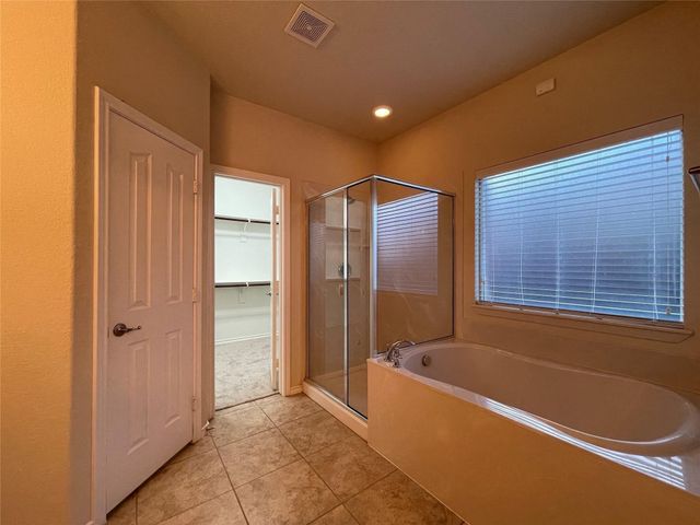 1236 Woodbine Cliff Drive, Fort Worth, TX 76179