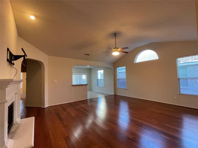 1236 Woodbine Cliff Drive, Fort Worth, TX 76179