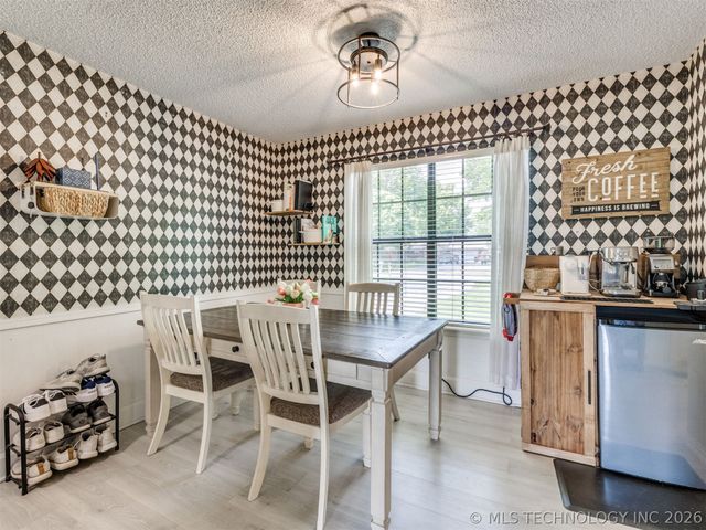 9166 E Misty Drive, Claremore, OK 74019