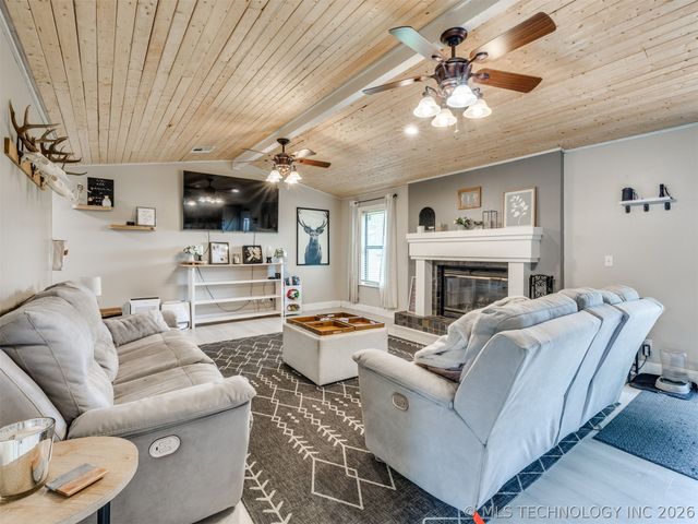 9166 E Misty Drive, Claremore, OK 74019