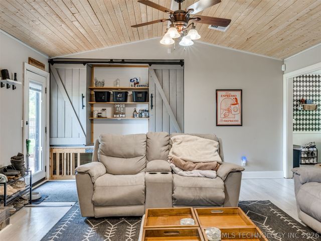 9166 E Misty Drive, Claremore, OK 74019