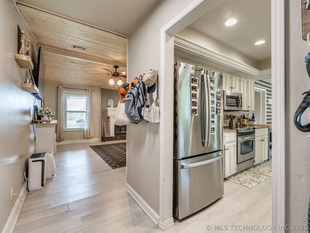 9166 E Misty Drive, Claremore, OK 74019