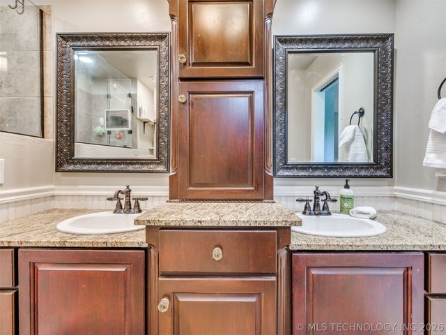9166 E Misty Drive, Claremore, OK 74019