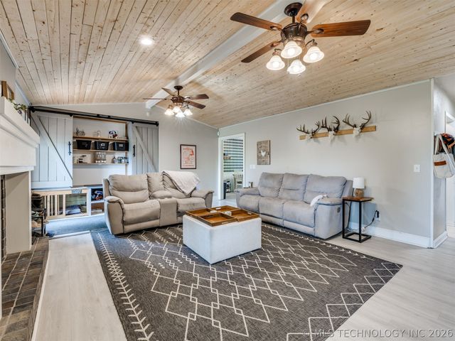 9166 E Misty Drive, Claremore, OK 74019