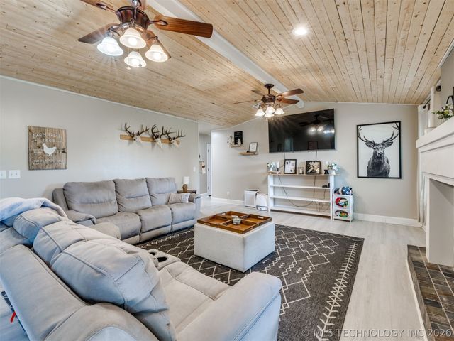 9166 E Misty Drive, Claremore, OK 74019