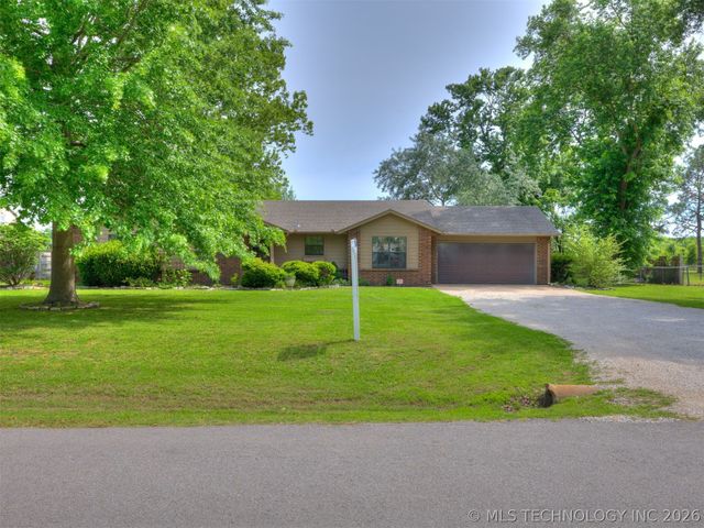 9166 E Misty Drive, Claremore, OK 74019