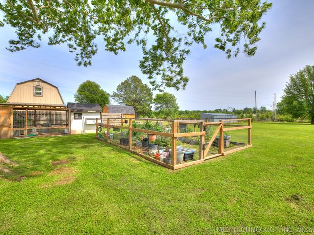 9166 E Misty Drive, Claremore, OK 74019