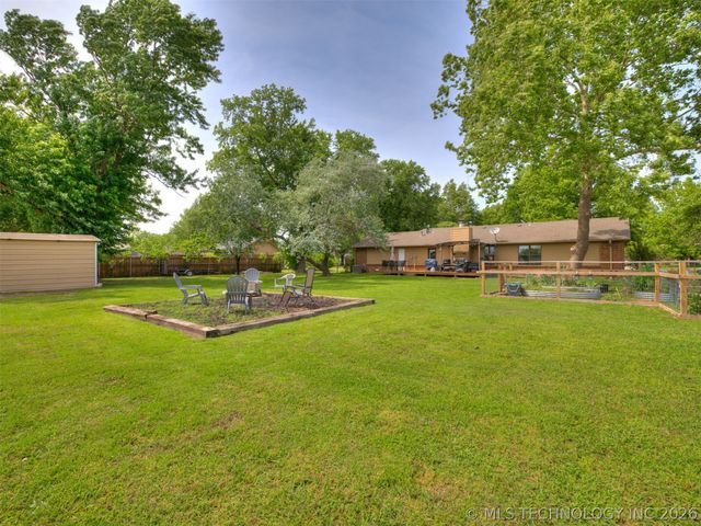 9166 E Misty Drive, Claremore, OK 74019