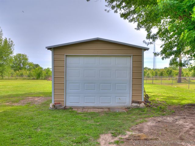 9166 E Misty Drive, Claremore, OK 74019