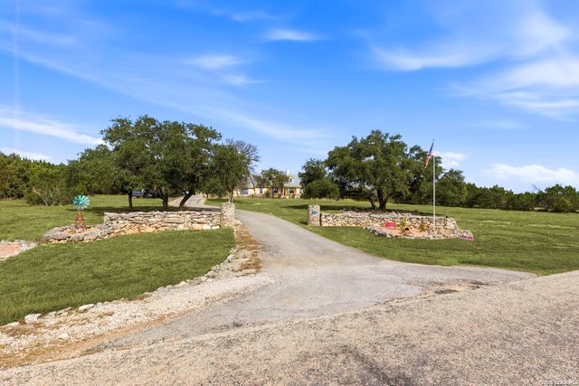 104 Rolling View, Boerne, TX 78006