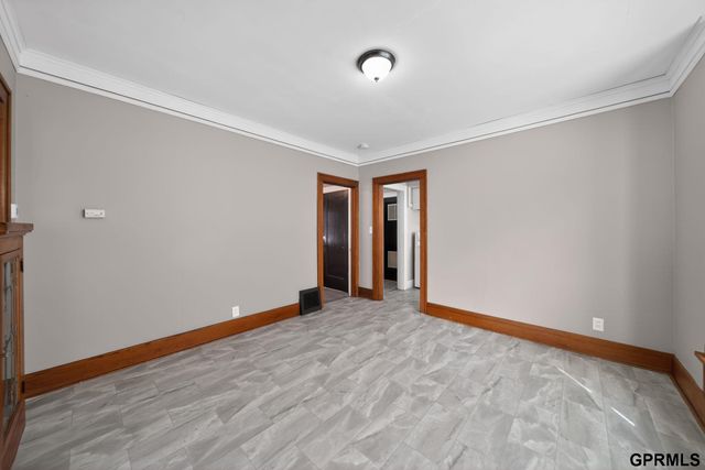 2432 Titus Avenue, Omaha, NE 68112