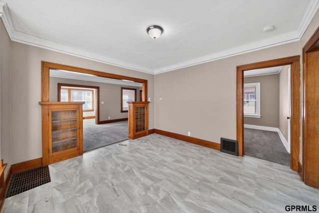 2432 Titus Avenue, Omaha, NE 68112