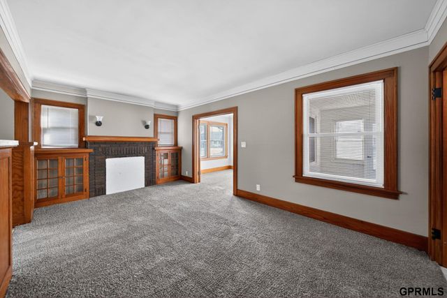 2432 Titus Avenue, Omaha, NE 68112