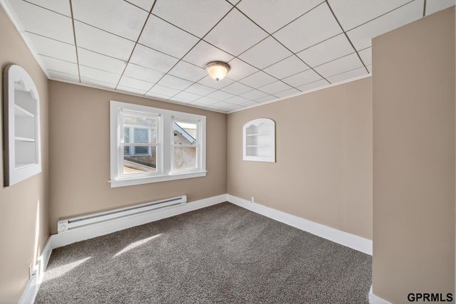 2432 Titus Avenue, Omaha, NE 68112