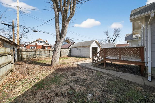 2432 Titus Avenue, Omaha, NE 68112