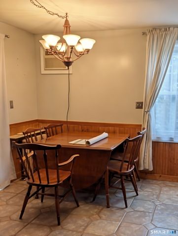 401 Frost Road, Waterbury, CT 06705