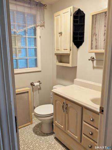 401 Frost Road, Waterbury, CT 06705