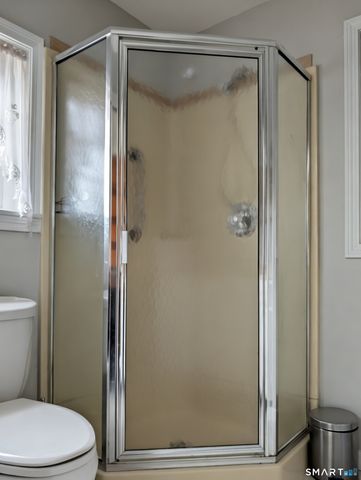 401 Frost Road, Waterbury, CT 06705