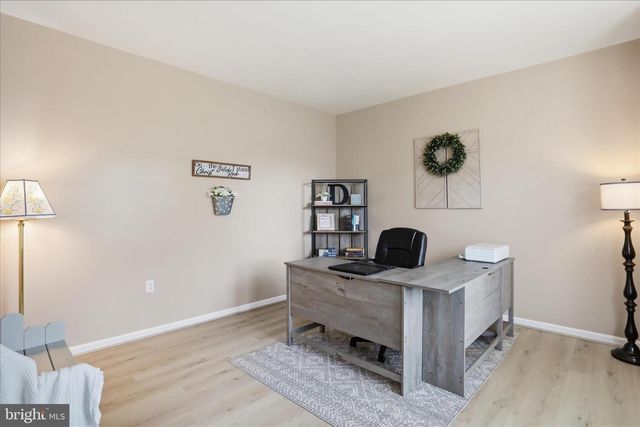 244 KIMBERWICKE DR N, Charles Town, WV 25414