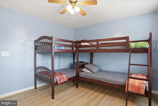 244 KIMBERWICKE DR N, Charles Town, WV 25414