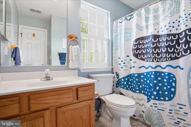 244 KIMBERWICKE DR N, Charles Town, WV 25414