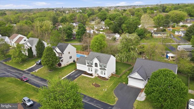 244 KIMBERWICKE DR N, Charles Town, WV 25414