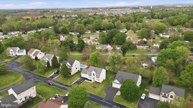 244 KIMBERWICKE DR N, Charles Town, WV 25414