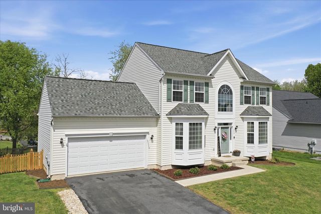 244 KIMBERWICKE DR N, Charles Town, WV 25414