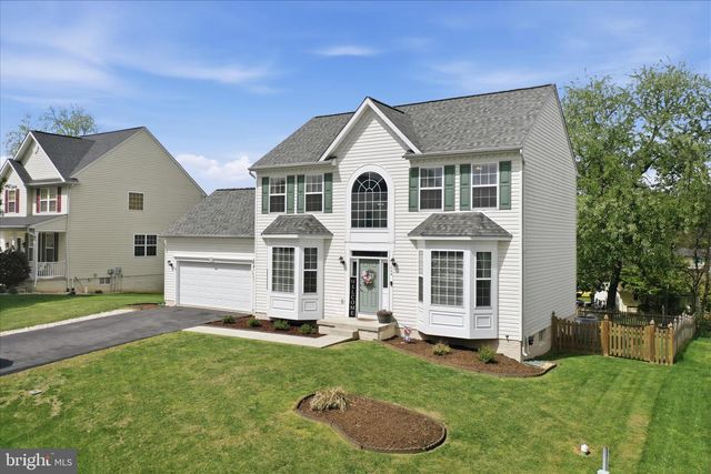 244 KIMBERWICKE DR N, Charles Town, WV 25414