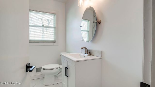 2706 Lime Kiln Ln, Louisville, KY 40222