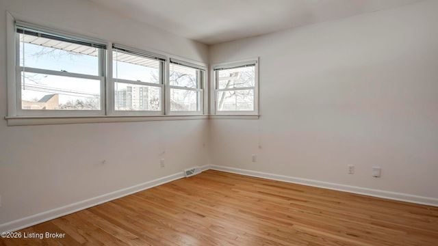 2706 Lime Kiln Ln, Louisville, KY 40222