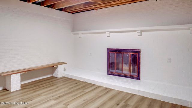 2706 Lime Kiln Ln, Louisville, KY 40222