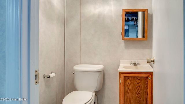 2706 Lime Kiln Ln, Louisville, KY 40222