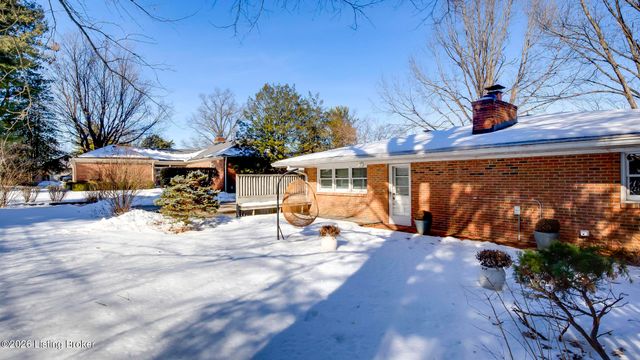 2706 Lime Kiln Ln, Louisville, KY 40222