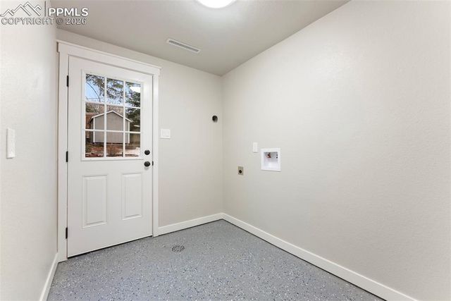 2414 Warwick Lane, Colorado Springs, CO 80909