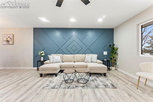 2414 Warwick Lane, Colorado Springs, CO 80909