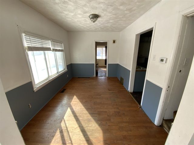 609 W Center Street, Albion, MI 49224