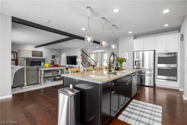 2430 Woodhawk Lane, Avon, OH 44011